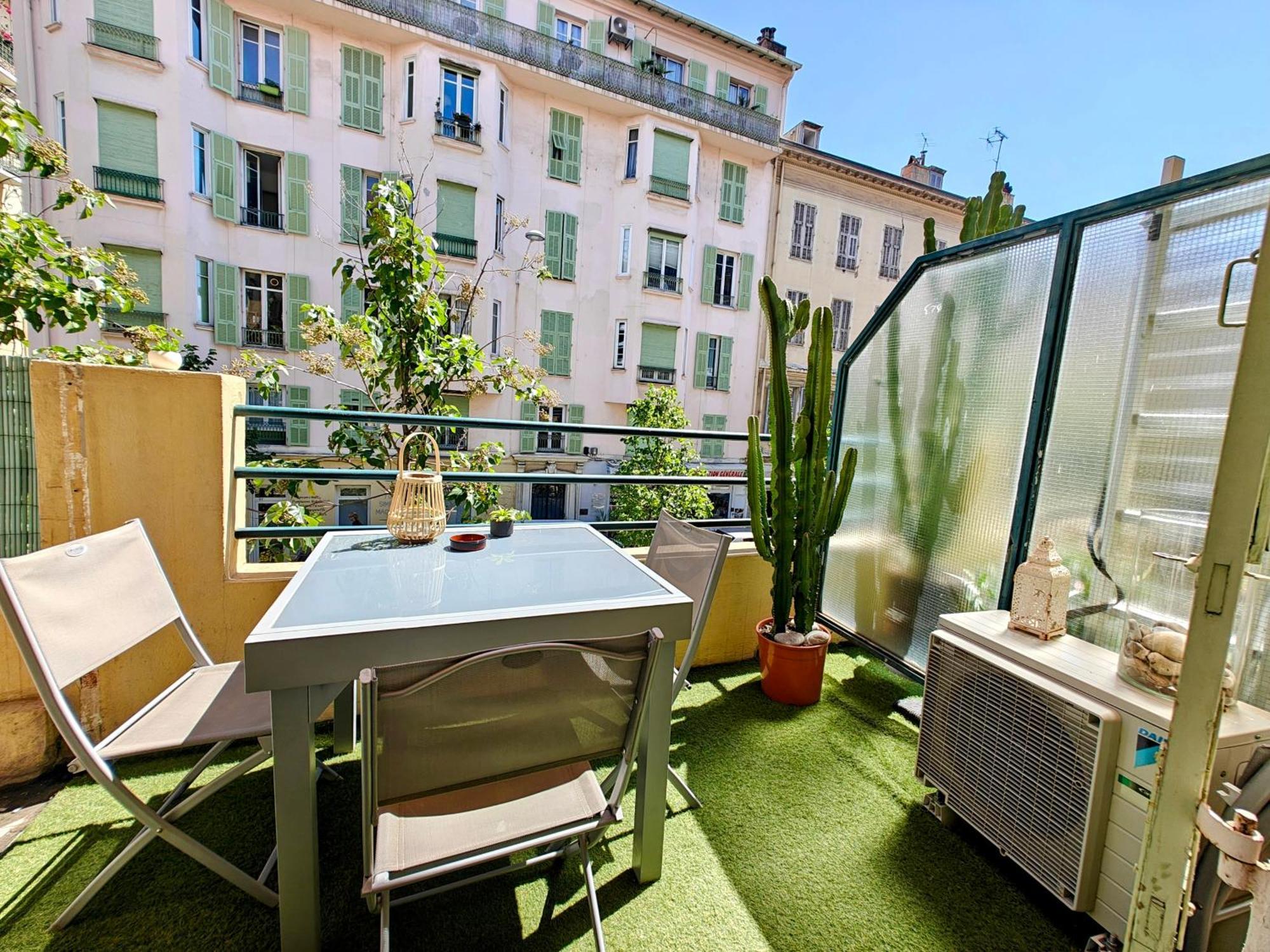 Apartamento Duplex Central Close Beaches And Shops And Balcony Niza Exterior foto